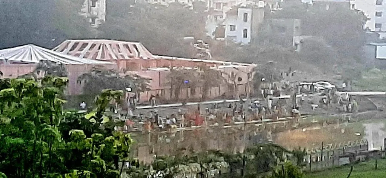 Varanasi River View Holiday Homestay Dormitory And Hostel